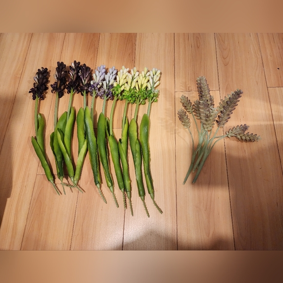 Faux snapdragon and sedem stems - Picture 3 of 3